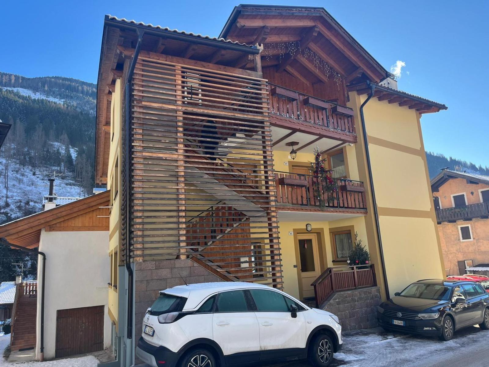 Appartamenti Dolomiti Moena Exterior photo